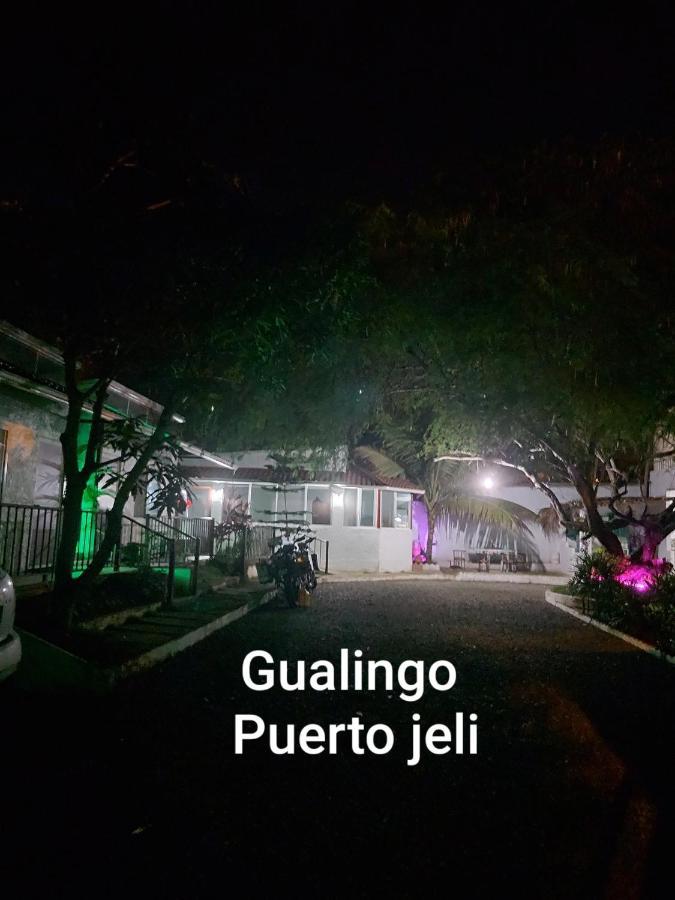 Hostal Gualingo Hotell Santa Rosa  Exteriör bild